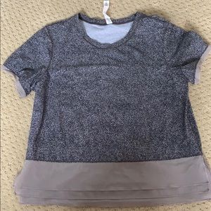 Lululemon athletic material peplum top
